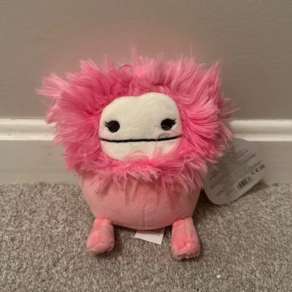 Valentine Caparrine the Bigfoot squishmallow‎ 5”
